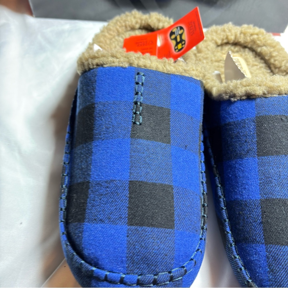 Deer Stags Nordic Slippers Men’s 12 Blue Black Plaid Indoor Outdoor Memory Foam - Picture 2 of 6
